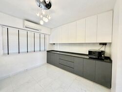 Blk 221 Kovan Green (Hougang), HDB Executive #590363751